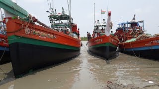 Incredible Fishing Boats In Indian River  Indian Boat  My Bengal [upl. by Ylesara846]