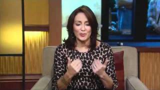 Patricia Heaton Back in The Middle [upl. by Clite]