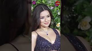 AVNEET KAUR  DIWALI PARTY VERTICAL REVIEW 4K😍🔥bollywood filmybandit avneetkaur avneet youtube [upl. by Ilwain]