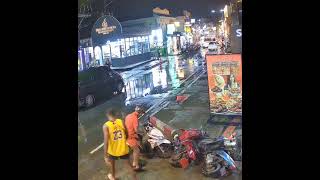 Scooter Dominos scooter motorbike crash kohsamui greenmango chawengbeach thailand trash [upl. by Waki615]