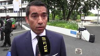 Van Bronckhorst heeft vertrouwen in Oranje  VOETBAL INSIDE [upl. by Naj799]