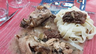 poulet au vin jaune et morilles [upl. by Austreng]