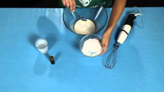 Cómo hacer crema chantilly Recetas de postres [upl. by Gusta]