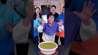 The Green Bean Touching Gold Challenge Is So ExcitingFunnyfamily Partygames [upl. by Adnirod]