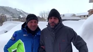 Roccaraso Checco Zalone bloccato per neve video diventa virale [upl. by Bugbee]