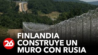 Finlandia construye un muro con Rusia para evitar la migración ilegal [upl. by Mariele]