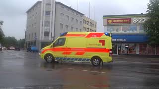 PERH Reanimobiil alarmsõit  ICU Ambulance [upl. by Acalia352]