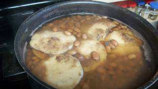 GORDITAS EN FRIJOLES DE LA OLLA Y CHILES JALAPEĂ‘OS RELLENOS  Lorena Lara [upl. by Mat57]