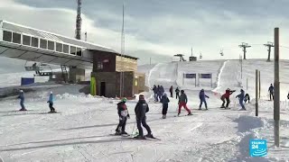 Pandémie de Covid19 en Espagne  les pistes ont rouvert dans les stations de ski catalanes [upl. by Stclair]