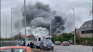 Uitslaande brand in Harelbeke [upl. by Ori]