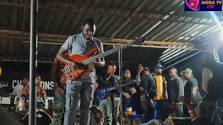 Alick Macheso Achikwapaidza Bass guitar Live Perfomance💥🔥Varamba kupera2024🎸 [upl. by Ahsiuqal432]