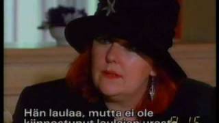 Maggie Reilly interview by Tomi Lindblom 1990s  Finland [upl. by Mendelsohn]