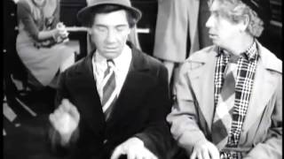 Solo de piano de Chico y Harpo Marx  The Big Store 1941 [upl. by Halyk]