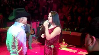 Espinoza Paz  Lluvia Vega ¿Qué Me Vas A Decir Si Vuelvo Live [upl. by Rochkind]