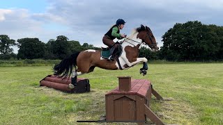 Leo xc schooling at Stratford Hills [upl. by Nnahaid]