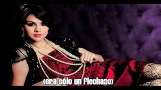 Crush  Selena Gomez Español [upl. by Notneiuq731]