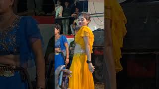 chhatri Na khol barsat me dj maya dance [upl. by Laucsap668]