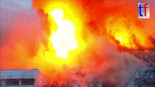 INFERNO Structure Fire  Großbrand Wohnhaus Waiblingen Germany 18122016 [upl. by Tiff61]