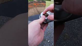 How to change bladespool on most string trimmers howto diytutorials stringtrimmer landscaping [upl. by Ikairik108]