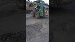 Bobcat Skidsteer loader loading workmalik nh shorts chakwal saudiabahrain [upl. by Kleeman]