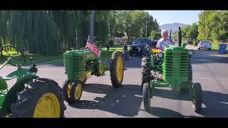 Antique Tractor Parade  John Deere LA John Deere M and John Deere H [upl. by Barbee]