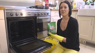 Cleaning your Oven with Soda Crystals [upl. by Kalie]