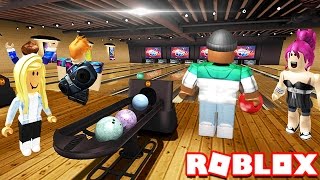 EXTREME BOWLING IN ROBLOX [upl. by Nevart]