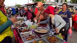 ​Hungry Crowds and Speedy Chefs Cambodia’s Ultimate Street Food Rush [upl. by Aniuqahs]