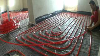 Incalzire pardoseala cu teava Rehau  Underfloor heating [upl. by Yelyak]