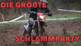 DIE GRÖßTE SCHLAMMPARTY MIT DER EXC 300 TPI 💩  Silvestercross [upl. by Atiner]