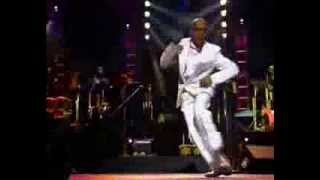 El Show de Roberto Roena y Anibal Bailando Salsa [upl. by Luella351]