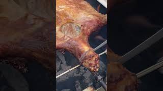 The fresh roasted lamb is sizzling with oil and it is so delicious to eat it in big mouthfulsshorts [upl. by Jack]