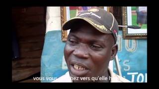 Le quotidien dun vulcanisateur réparateur de pneu à Atakpamé au Togo [upl. by Anissej]