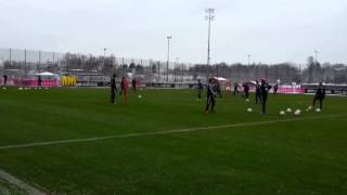 FC Bayern Auftakttraining Rückrunde 201213  Passtraining 3 [upl. by Yesak]