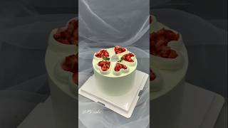 Cake Decorating 🎂 cake cakerecipe cakedesign Shorts youtubeshorts subscribevirallikeyoutube [upl. by Allistir]