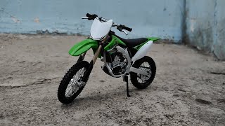 Unboxing of Kawasaki KX 450F Diecast Model  MAISTO 112 Die cast Metal  Kawasaki Accessories [upl. by Obala]