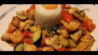 Der High Carb Asia Garnelen Gemüse Mix mit dem Hauch Kokos  gesundes Fitnessrezept [upl. by Oinafipe]