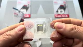 SanDisk Ultra 32 GB microSDHC unboxing [upl. by Krystle]