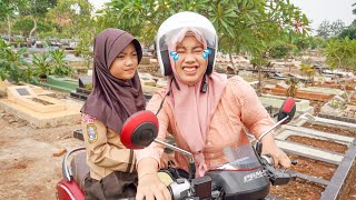 JEMPUT SEKOLAH MOTOR MAMAH MOGOK DI KUBURAN 🪦 drama  Salsa and Family [upl. by Ahsha526]