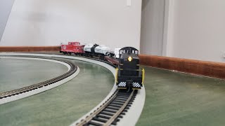 Walthers mainline SW7 running [upl. by Aremihc]