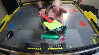 Hexbug Battle Bot fight [upl. by Eikceb]