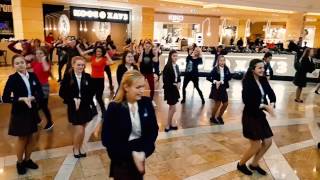 индийский रसियंन flashmob moscow russia [upl. by Doralyn566]