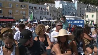 Capri a covidmentes sziget ahol berobbant a turizmus [upl. by Chrisman]