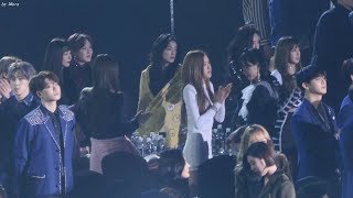 블랙핑크 BLACKPINK레드벨벳 Red Velvet BTSDNA 대상 앵콜 무대 리액션 Cam [upl. by Koss]