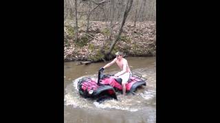 Testing the snorkel on the Honda rancher 350 4x4 [upl. by Rodrique]