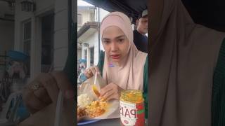 ZARINA ZAINUDDIN MAKAN SAMBAL TEMPOYAK CHEF FIKREE [upl. by Tsan]