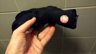 MNR  Castelli Estremo Winter Gloves [upl. by Asirrom]