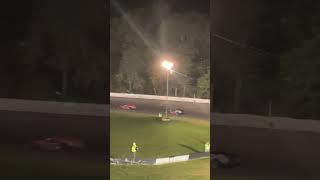 Final 4 Laps Of The Modified Feature At Mahoning Valley Speedway [upl. by Oiziruam889]