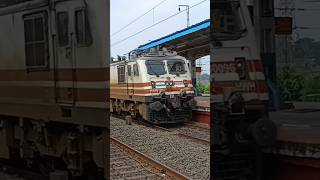 22324 Ghazipur City Kolkata SHABD BHEDI SF EXPRESS shorts [upl. by Emmer244]