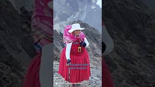 Conoce a las ‘Cholitas Escaladoras’ que llegan a la cima más alta de América PARTE 2 shortsvideo [upl. by Arondell]